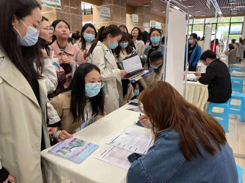 20210617104341620.png